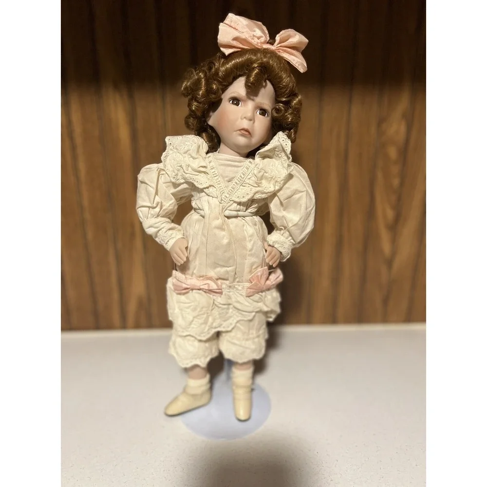 Vintage Dianna Effner Little Girl With A Curl Porcelain Doll grannycore gift